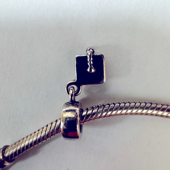 Authentic Pandora bracelet 7 inch and dangle graduation hat charm silver - Picture 4 of 5